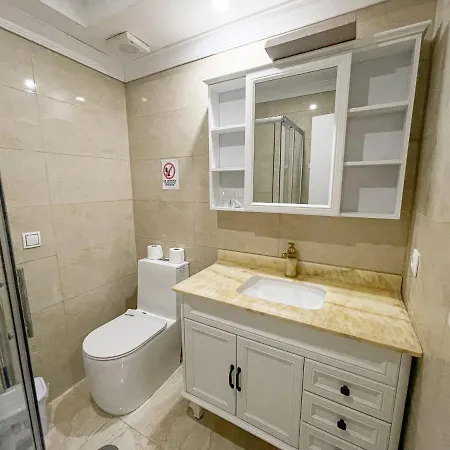 Aviacion Hotel 2*